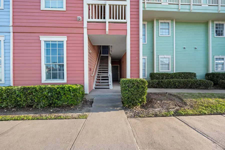 7000 Seawall Boulevard #811, Galveston, TX 77551 - Image #3