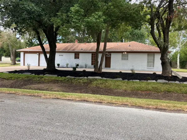 2301 Williams Drive, La Marque, TX 77568