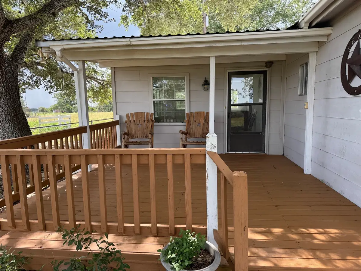 4317 Fm 955, Fayetteville, TX 78940 - #1