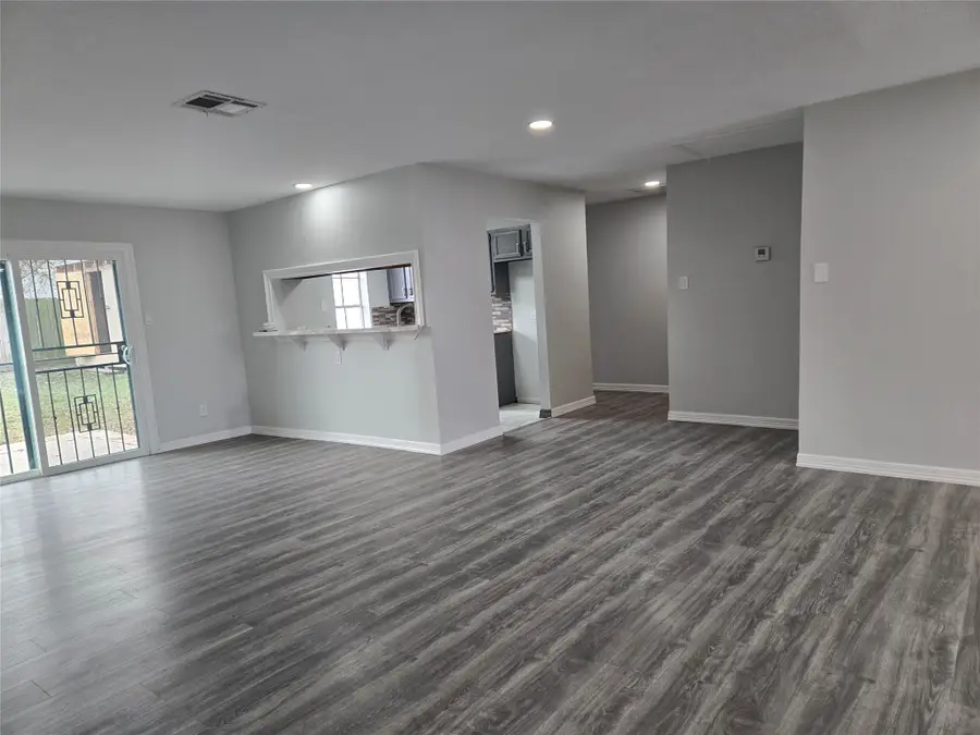 8754 Guinevere Street, Houston, TX 77029 - Image #3