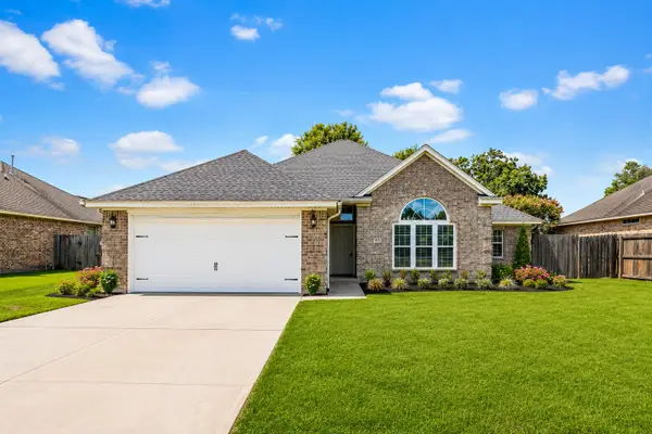 9680 N Nevada Street, Beaumont, TX 77707