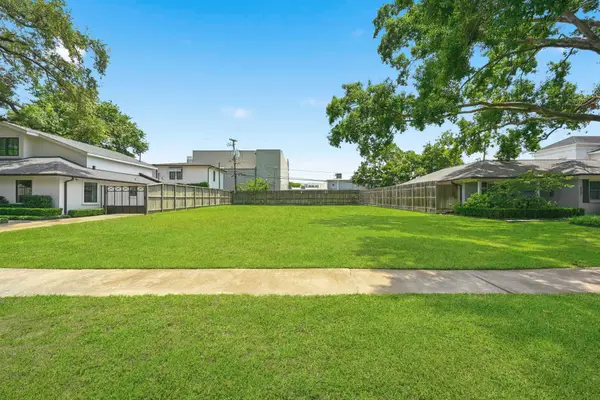 4227 Markham Street, Houston, TX 77027