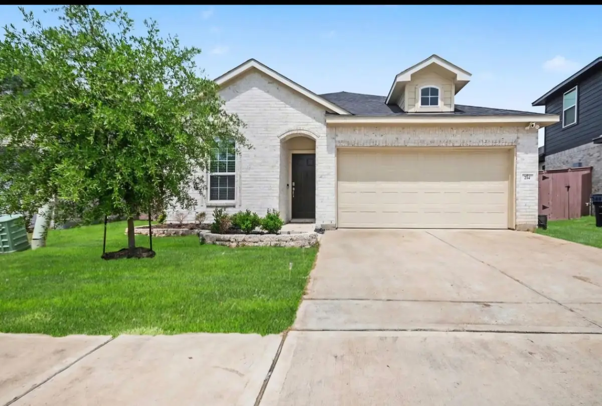 214 Water Grass Trail, Clute, TX 77531 - #1