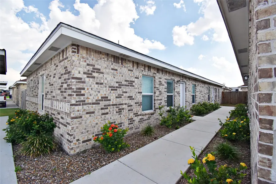 909 W La Pointe Avenue, Mission, TX 78573 - Image #3