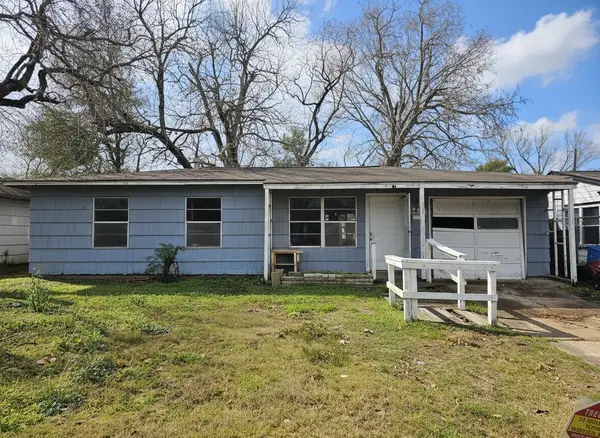 5410 Heron Drive, Houston, TX 77033