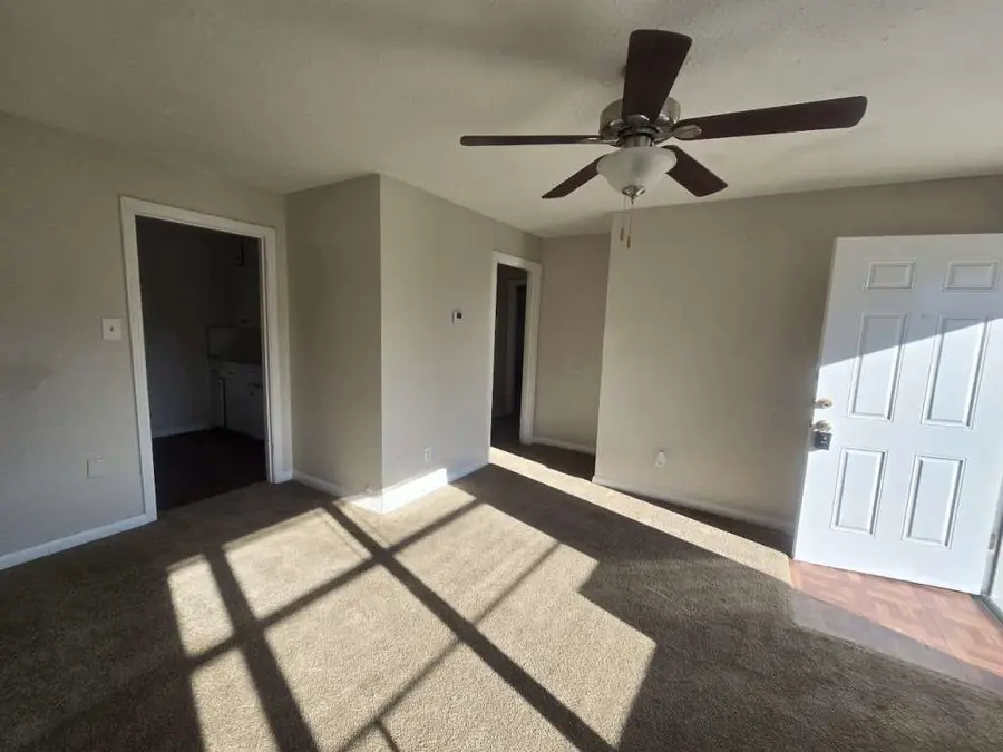 5 Lanes End Street, Baytown, TX 77520 - #2