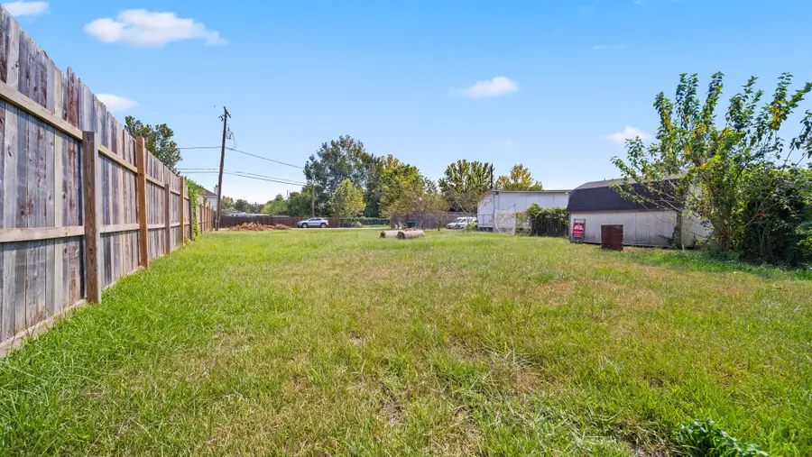15805 Muskegon Street, Houston, TX 77032 - #2