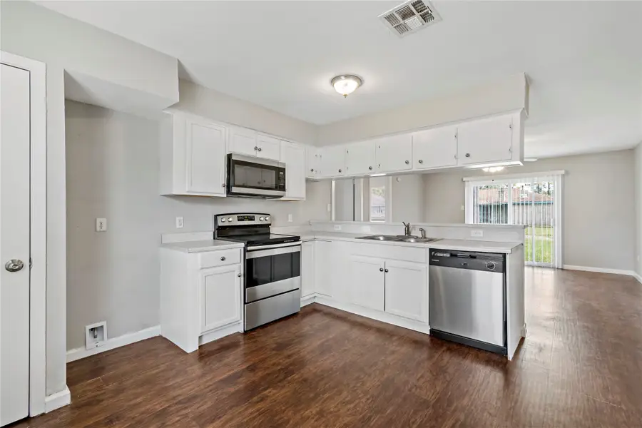 11426 Lemond Drive, Houston, TX 77016 - Image #2