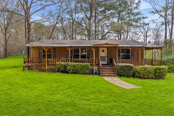 106 Jefferson Street, Livingston, TX 77351