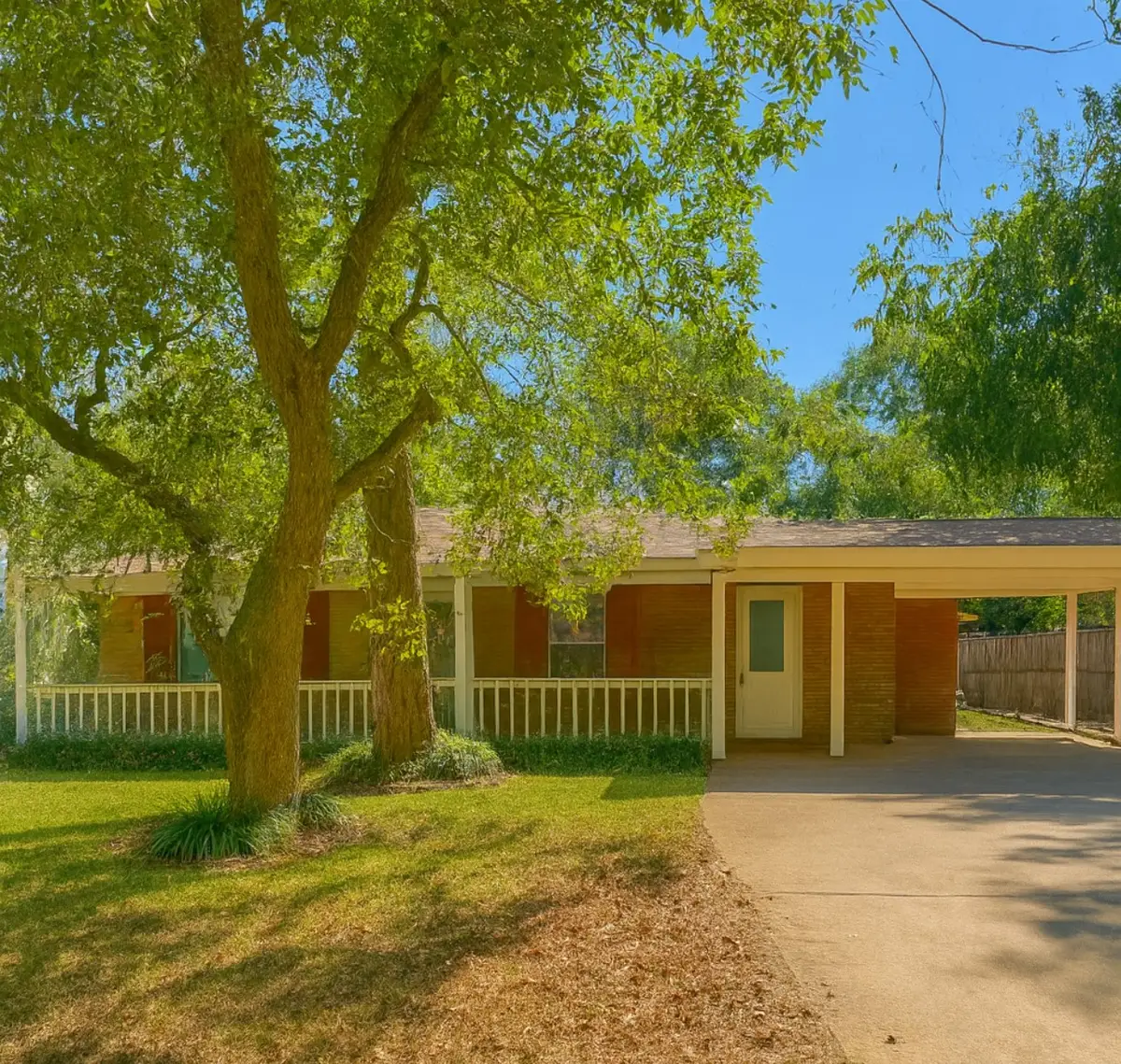 432 Young Street, Livingston, TX 77351 - Image #1