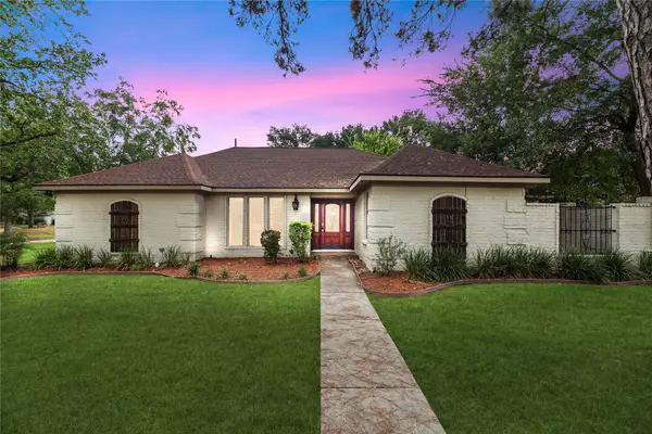 5903 Echo Lake Lane, Houston, TX 77069