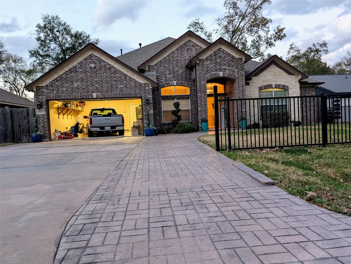 3210 Shore Side Drive, Crosby, TX 77532 - #1
