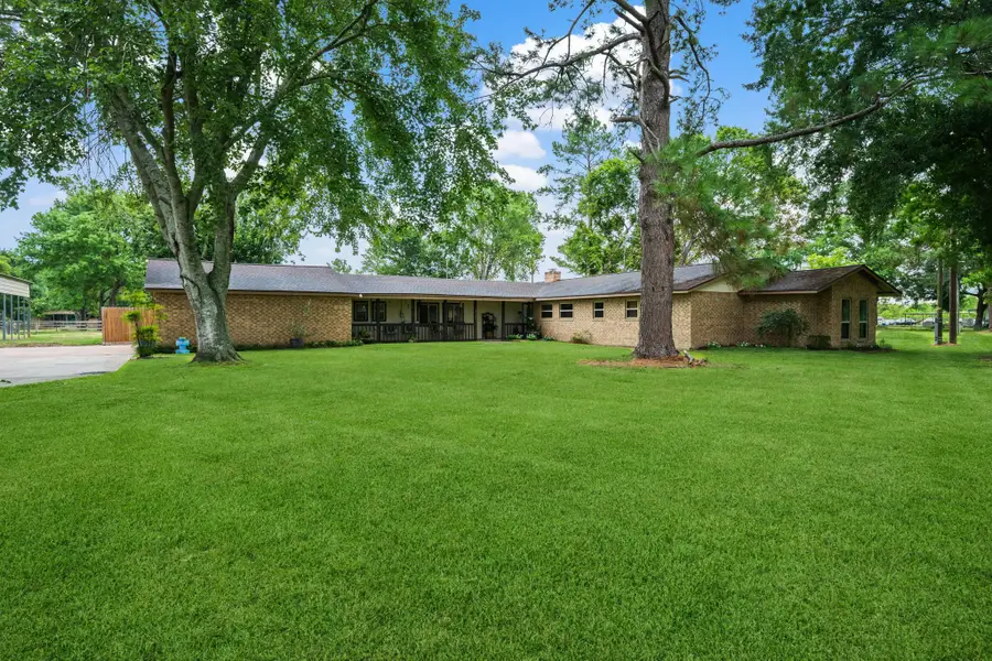 2126 County Road 661, Dayton, TX 77535 - Image #2