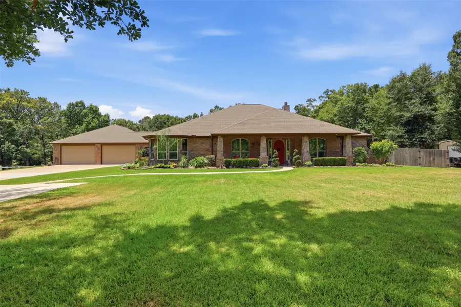 151 Lyndsey Drive, Montgomery, TX 77316 - #2