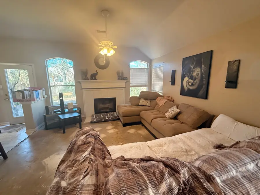 42 Camber Pine Pl Place, The Woodlands, TX 77382 - #2