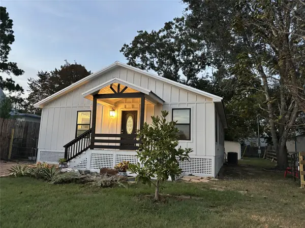 626 Front Street, New Ulm, TX 78950