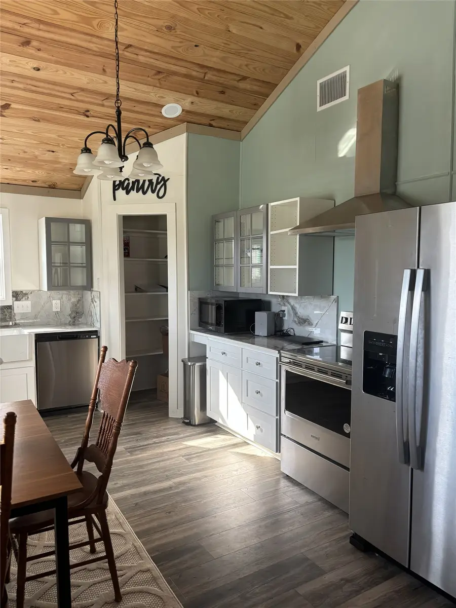 626 Front Street, New Ulm, TX 78950 - #3