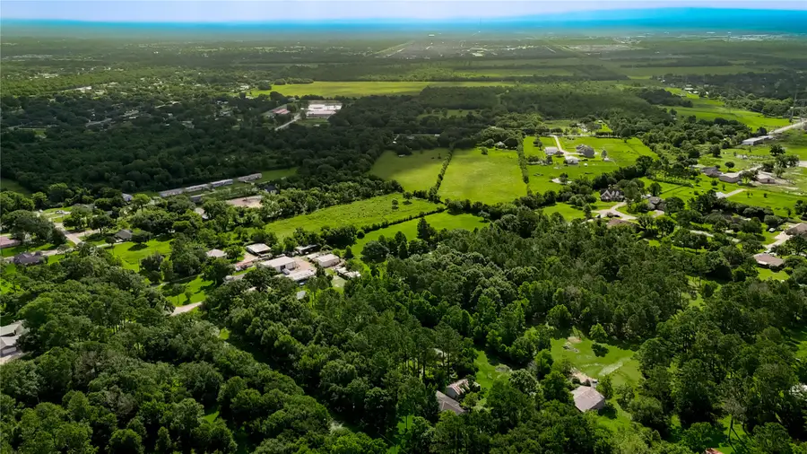 2052 County Road 540, Alvin, TX 77511 - #3