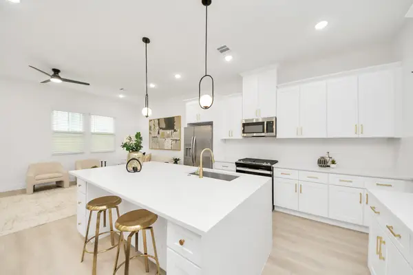 9439 Arledge Street, Houston, TX 77075