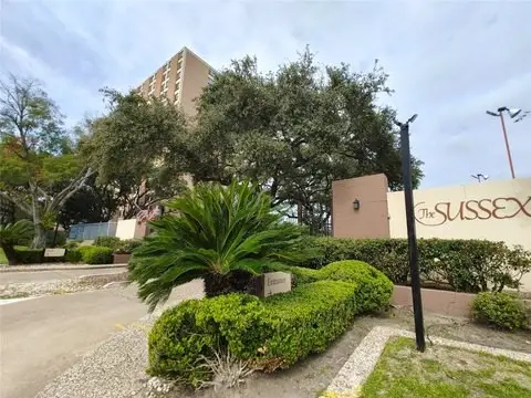 7520 Hornwoood #1204, Houston, TX 77036 - Image #1