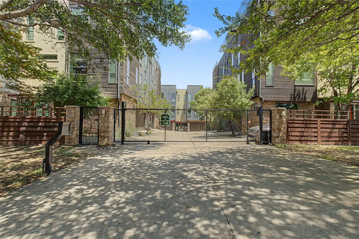 432 Trinity River Circle, Dallas, TX 75203 - #1