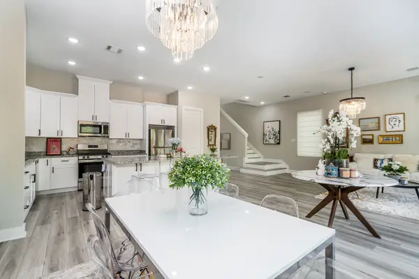 4926 Wunder Way, Houston, TX 77069