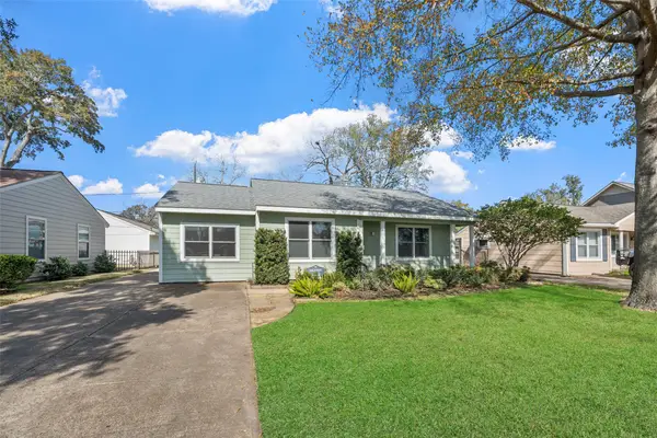 1706 Wakefield Drive, Houston, TX 77018