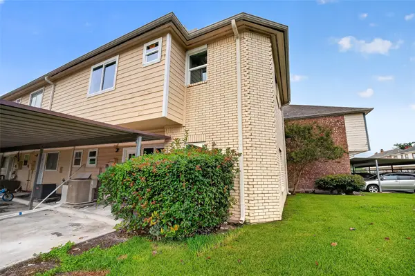 8310 Wild Rose Street #19C, Houston, TX 77083