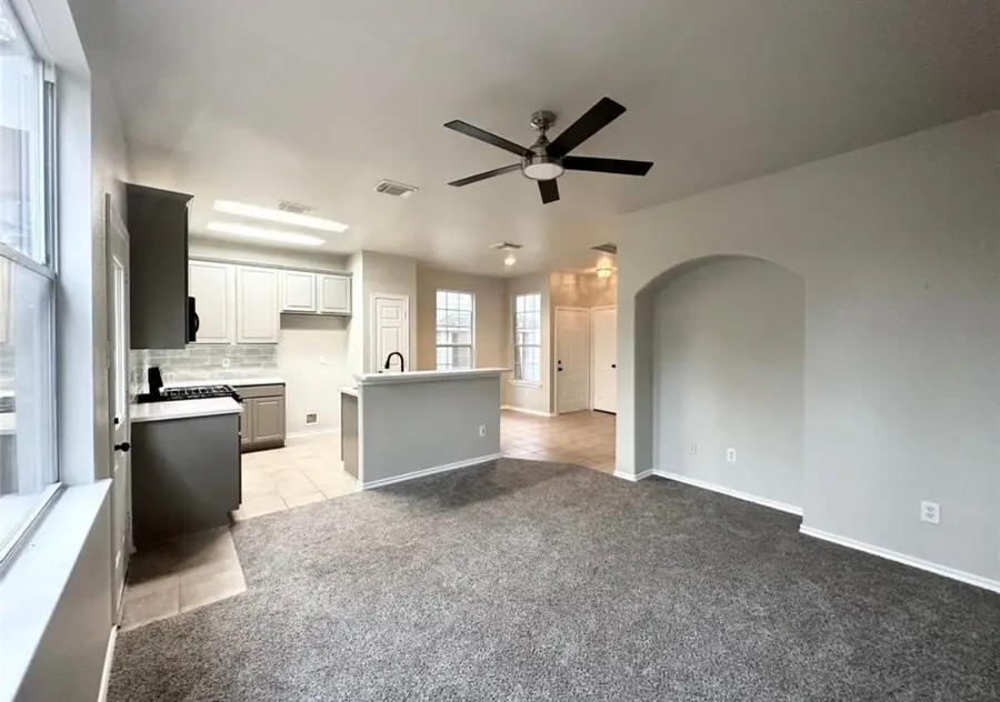 38 Blue Creek Place, The Woodlands, TX 77382 - #3