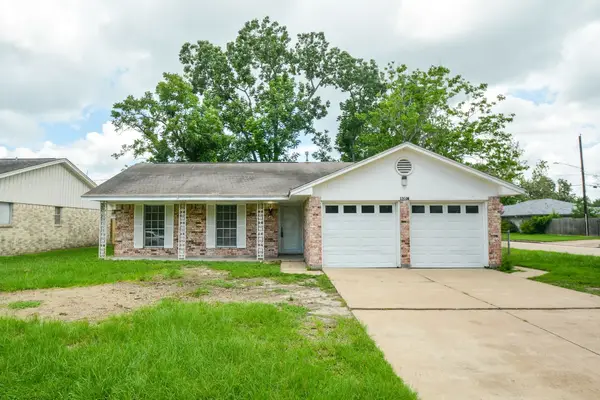 6002 Verdome Lane, Houston, TX 77092