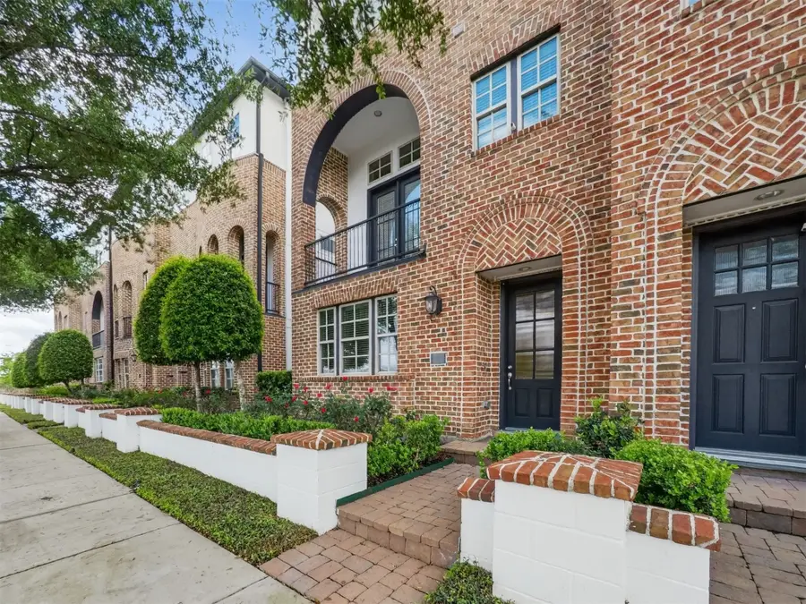 2810 Capitol Street, Houston, TX 77003 - #2