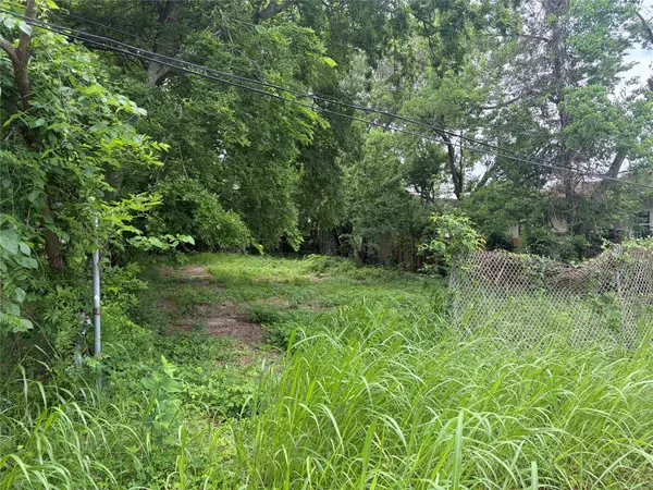 3710 Farmer Street, Houston, TX 77020