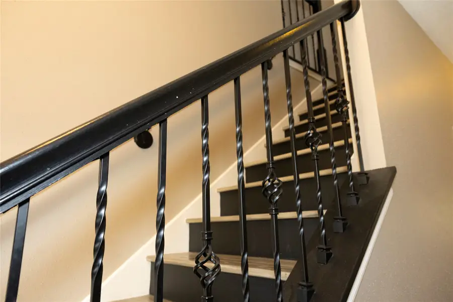 1015 Highland Woods Drive, Highlands, TX 77562 - Image #3