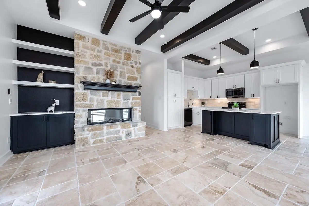 8903 Milby St, Needville, TX 77461 - #1