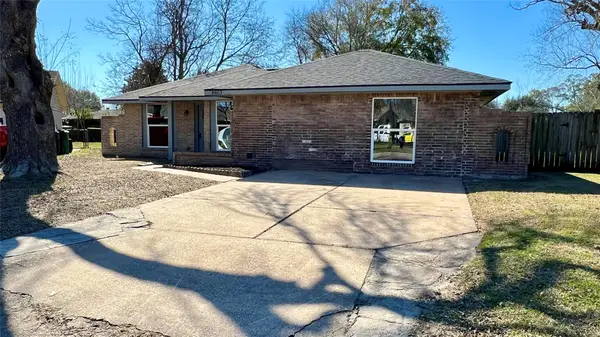 8803 Cottage Gate Lane, Houston, TX 77088