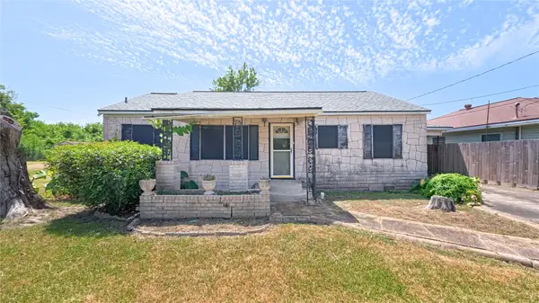 2116 Allen Lane, Baytown, TX 77521