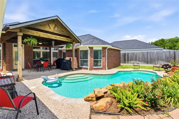 4610 Lake Pinkston Drive, Richmond, TX 77406