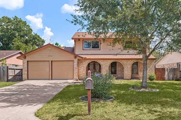 2002 Bentvine Drive, Houston, TX 77084