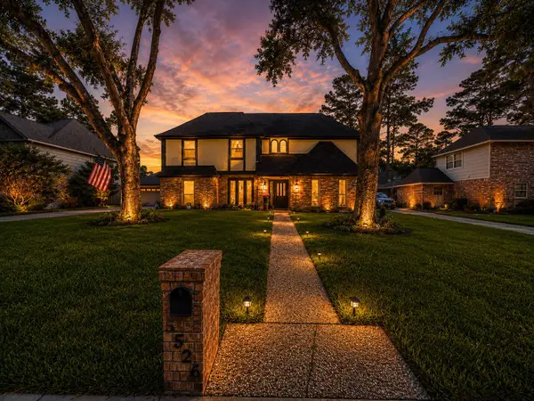 5526 Pine Arbor Drive, Houston, TX 77066