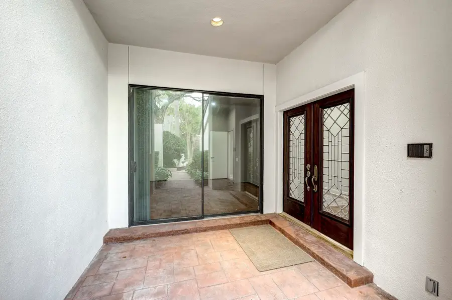 9171 Briar Forest Drive, Houston, TX 77024 - #3