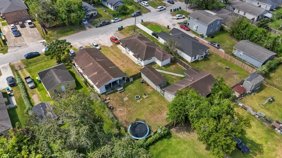 2018 Rosalee Street, La Marque, TX 77568 - #2