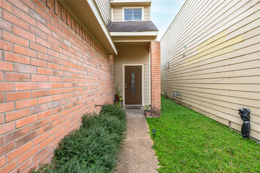 9283 Kingsflower Circle, Houston, TX 77075 - #2