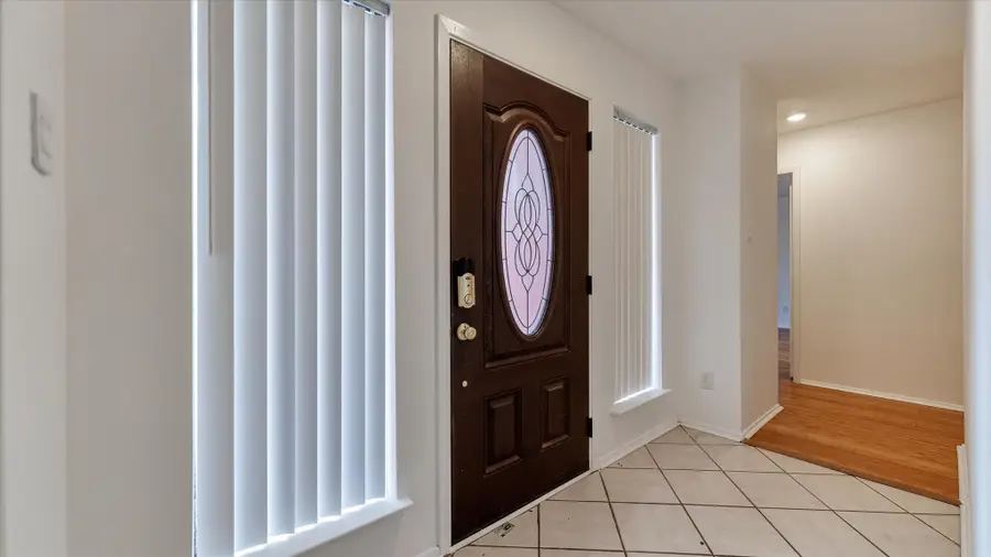 8302 Opalwood Lane, Humble, TX 77338 - Image #2