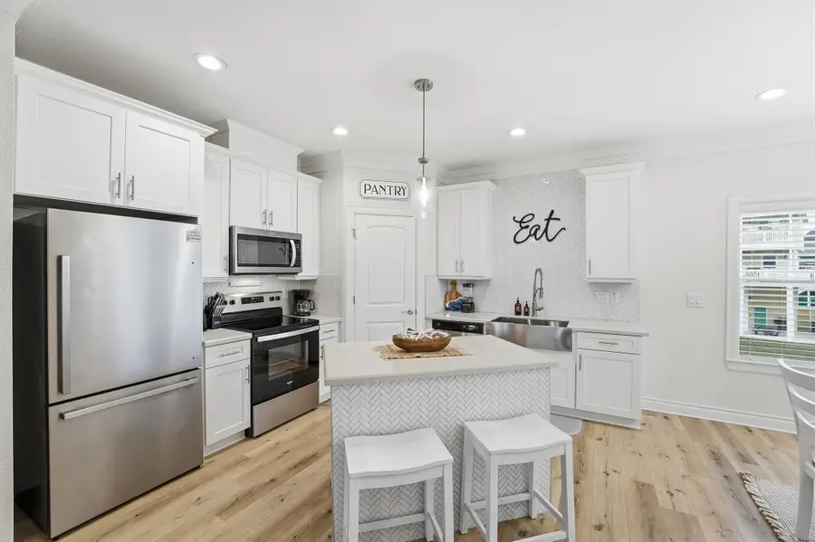 25003 San Simeon Court, Galveston, TX 77554 - Image #3