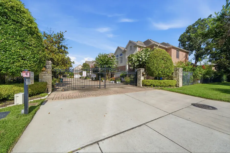 1308 Whispering Pines Drive, Houston, TX 77055 - #3