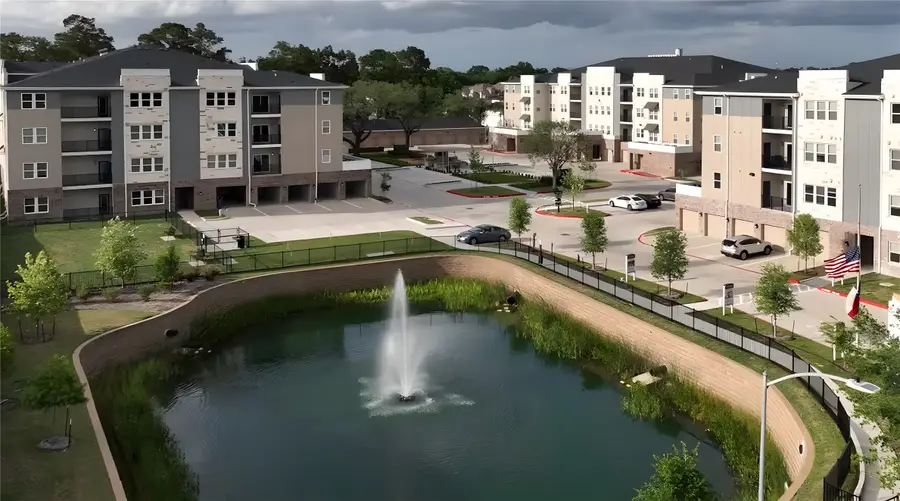 6804 Westview Drive #2201, Houston, TX 77055 - Image #2