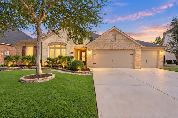 13812 Lakewater Drive, Pearland, TX 77584