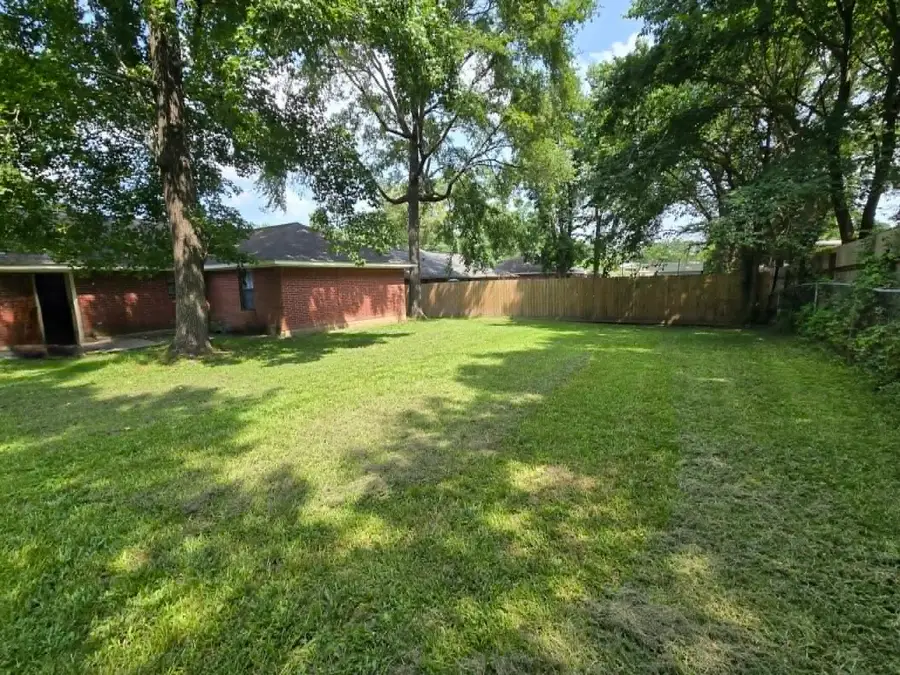 105 Laurie Lane, Willis, TX 77378 - #3