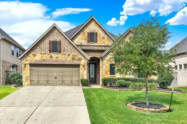 510 Blossom Cove Court, Pinehurst, TX 77362