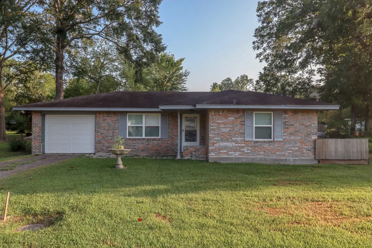 350 W Smith Street, Sour Lake, TX 77659 - #1